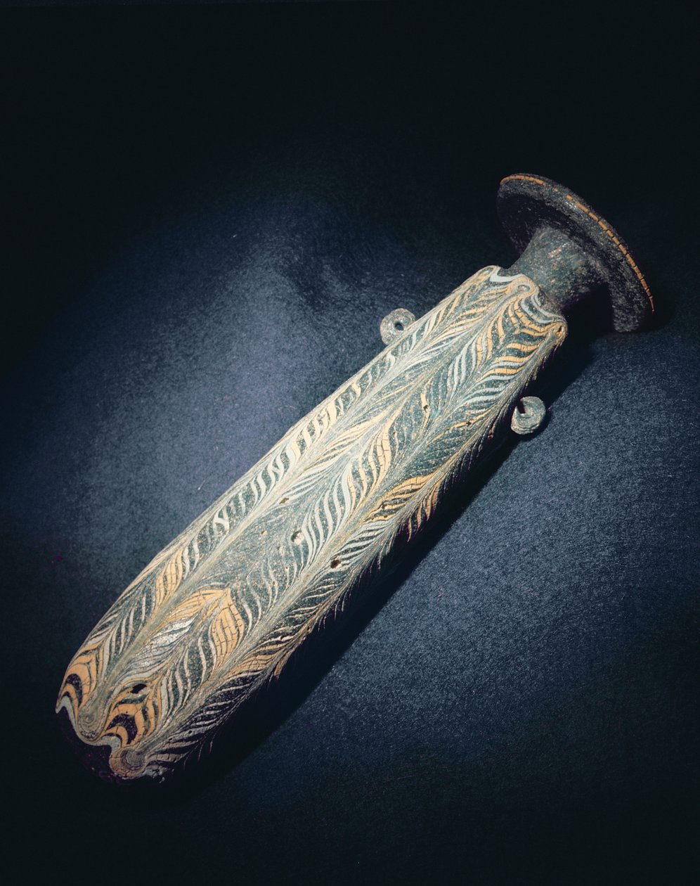 Flakon zapachowy, V wiek pne (zielone nieprzezroczyste szkło) autorstwa Late Period Egyptian