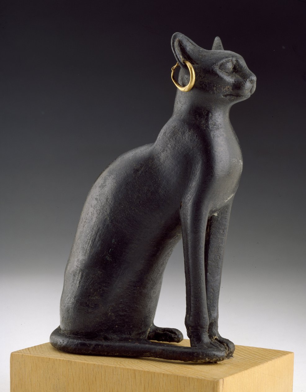 Statuetka kota, poświęcona bogini Bastet z Bubastis autorstwa Late Period Egyptian