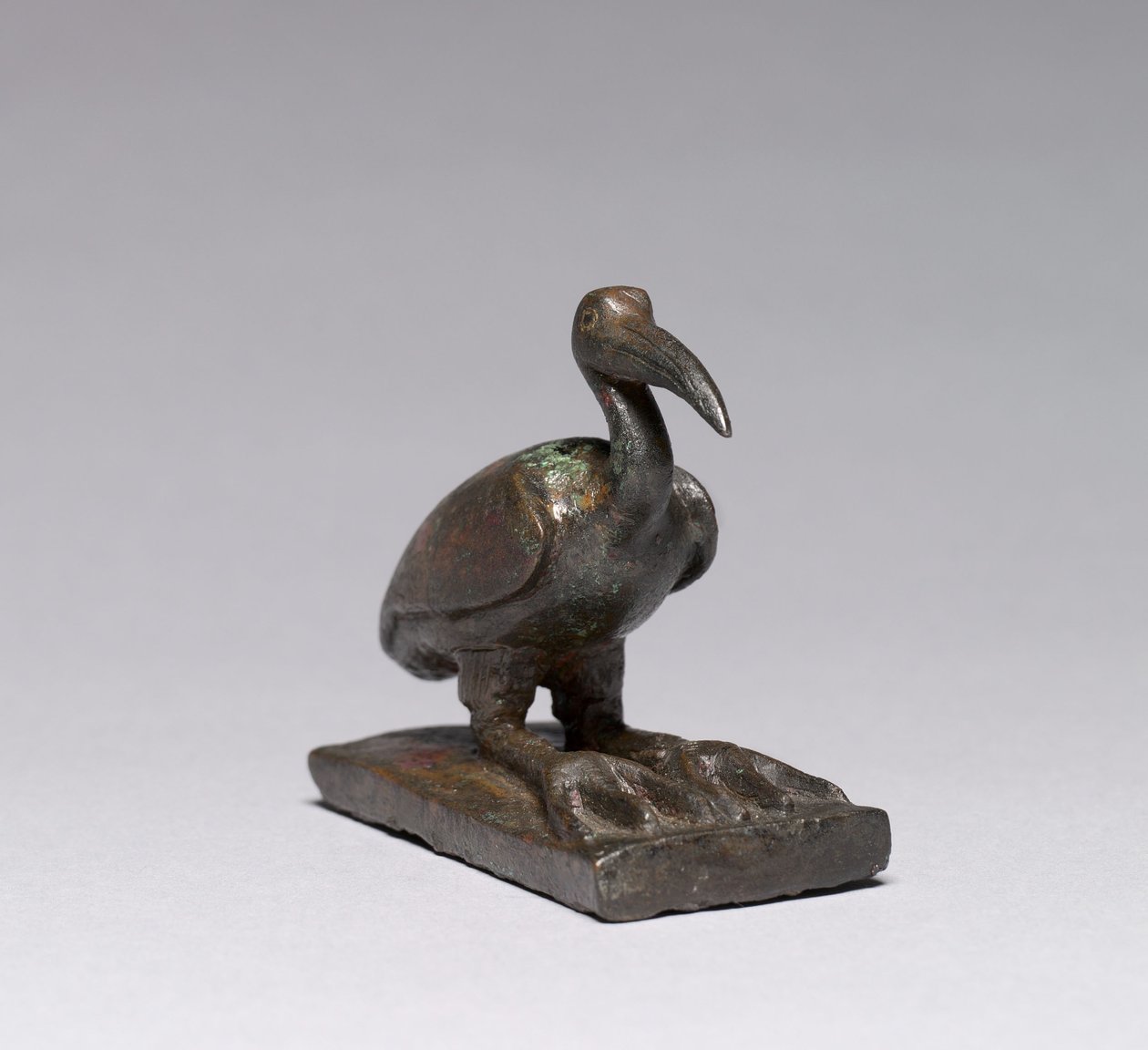 Ibis, 664-30 pne (brąz, lity odlew, z bogatymi w złoto inkrustacjami) autorstwa Late Period Egyptian