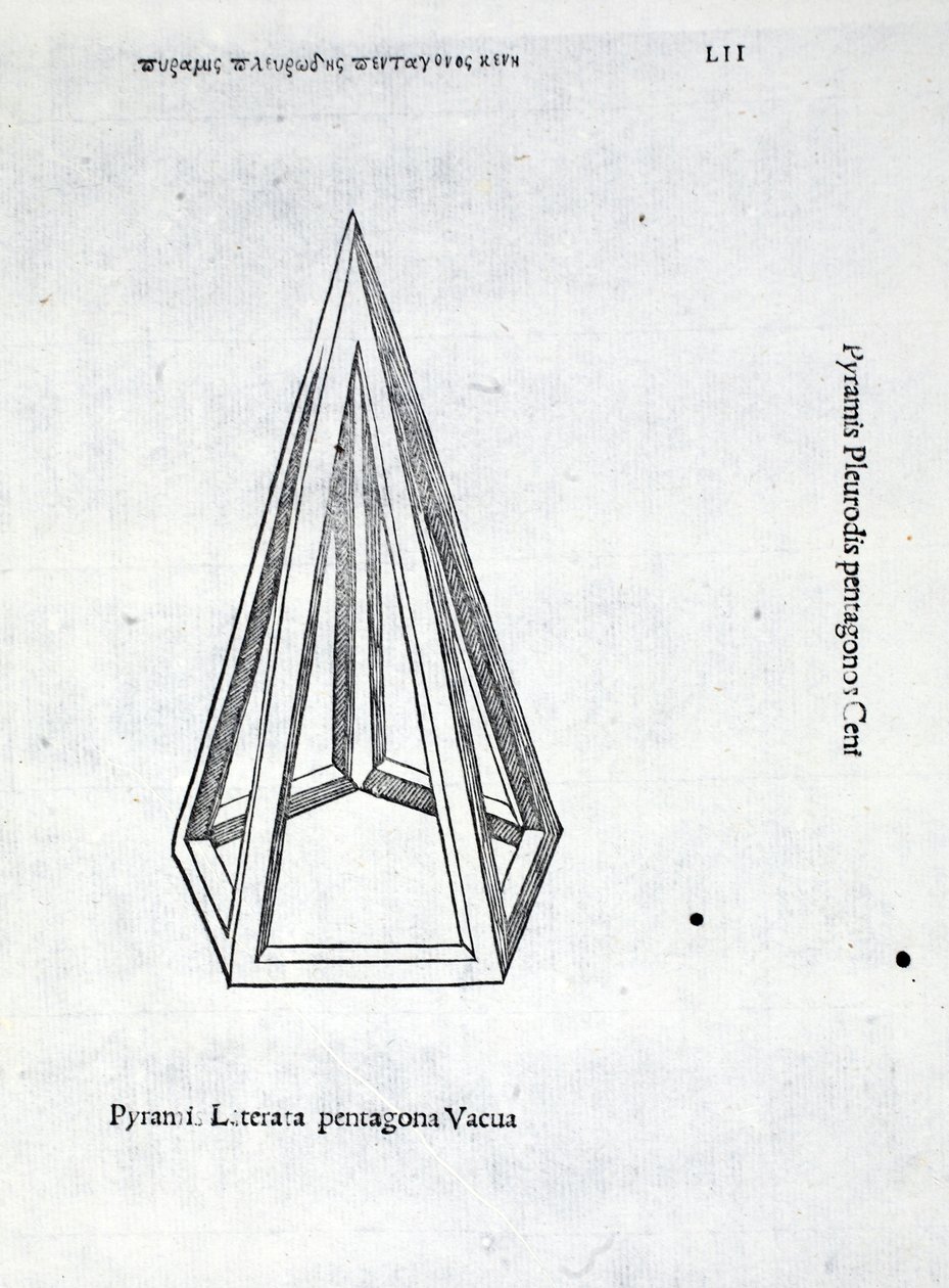 Pusta pięciokątna piramida, ilustracja z „Boskiej proporcji” Luca Pacioli (ok. 1445-1517), pierwotnie wyd. Wenecja, 1509 autorstwa Leonardo da Vinci