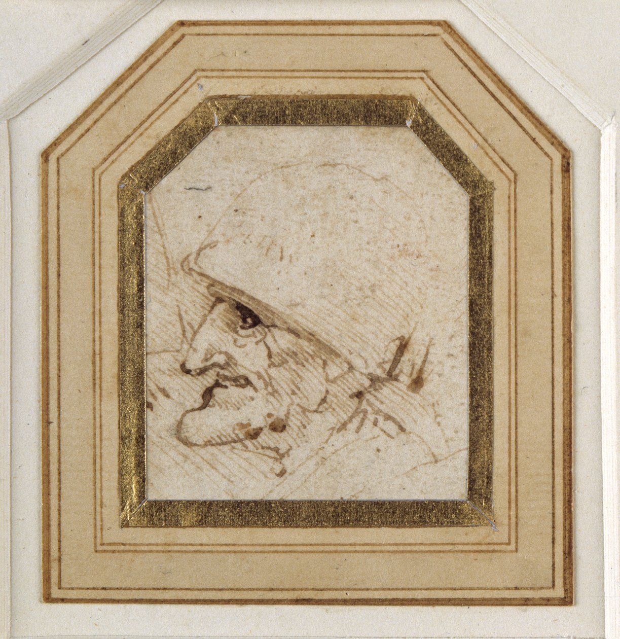 Groteskowa głowa (pióro i tusz na papierze) autorstwa Leonardo da Vinci