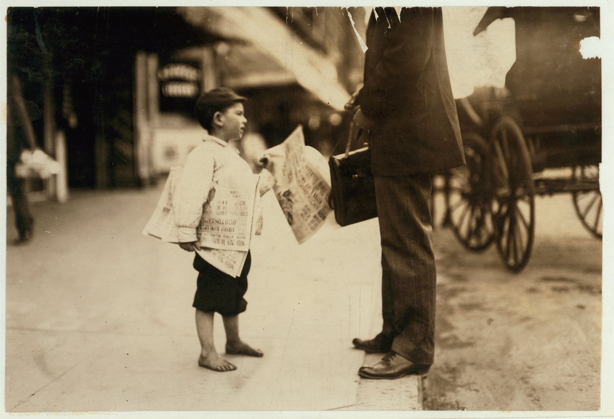 6-letni gazeciarz Hyman sprzedaje gazety do godziny 18:00. w Lawrence, Massachusetts, 1911 autorstwa Lewis Wickes Hine