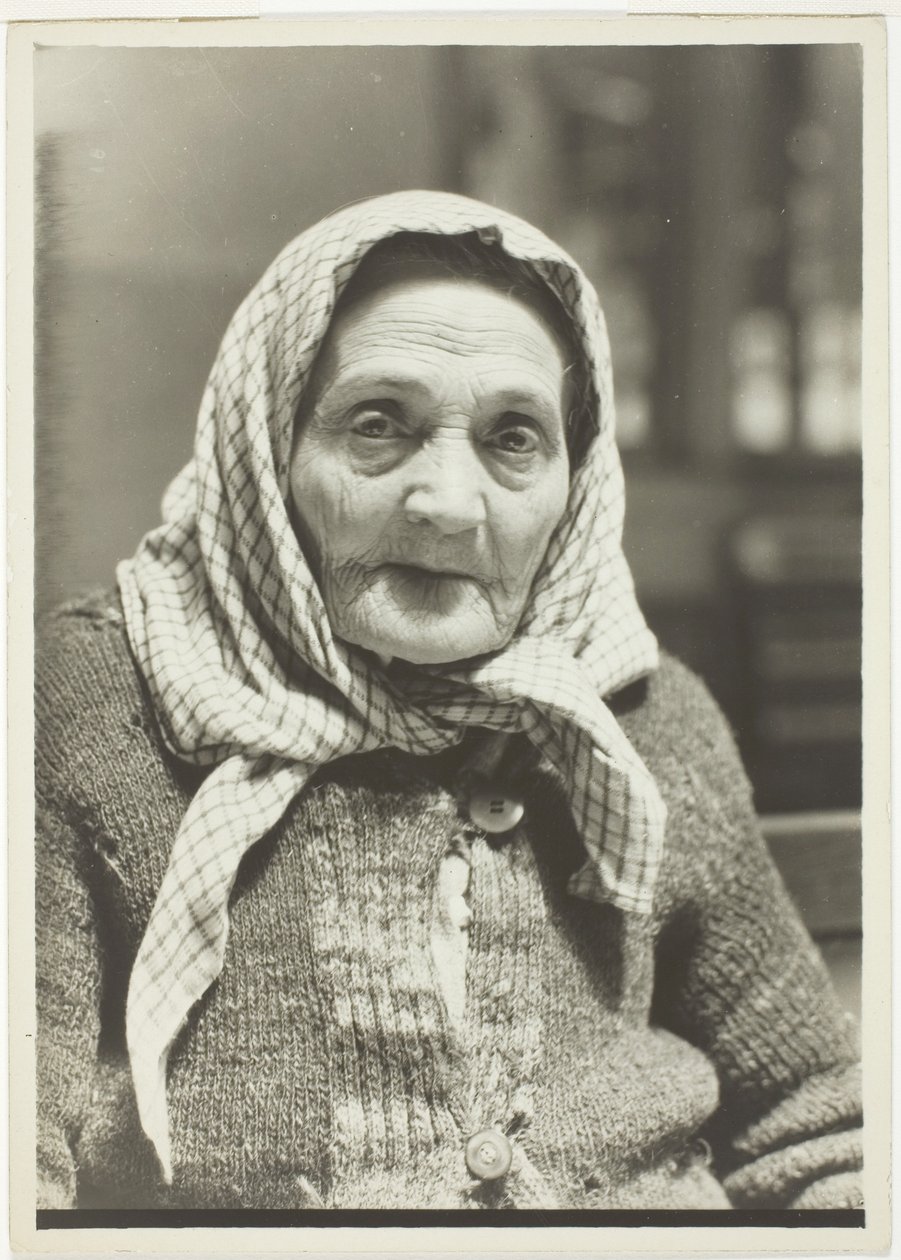 Żydowska babcia, Ellis Island autorstwa Lewis Wickes Hine