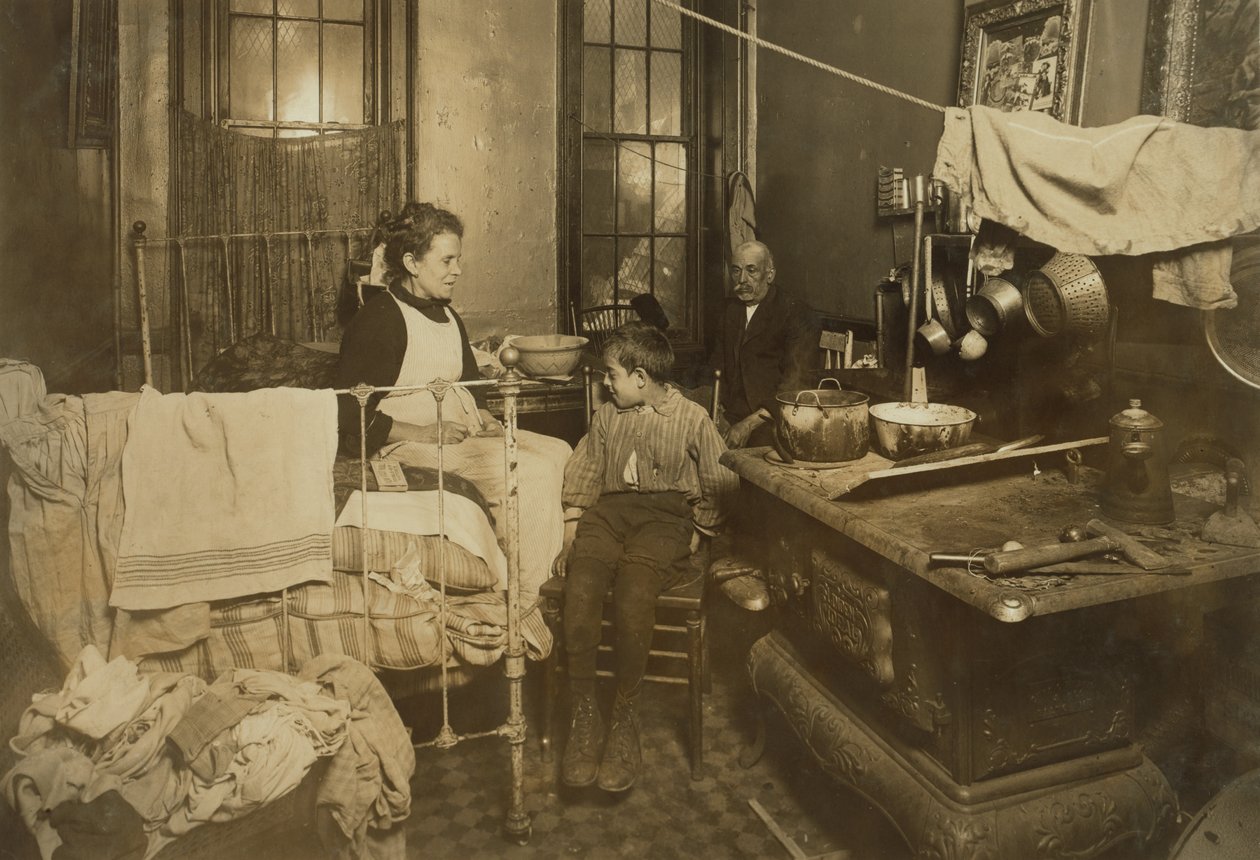 Jimmie Chinquanana "poniżej kategorii", w domu w Nowym Jorku za sklepem rodzinnym, 1913 r. autorstwa Lewis Wickes Hine