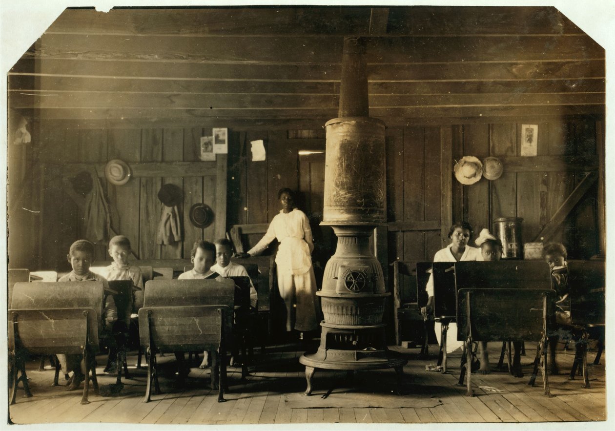Segregowana szkoła w Anthoston, Kentucky, 1916 autorstwa Lewis Wickes Hine