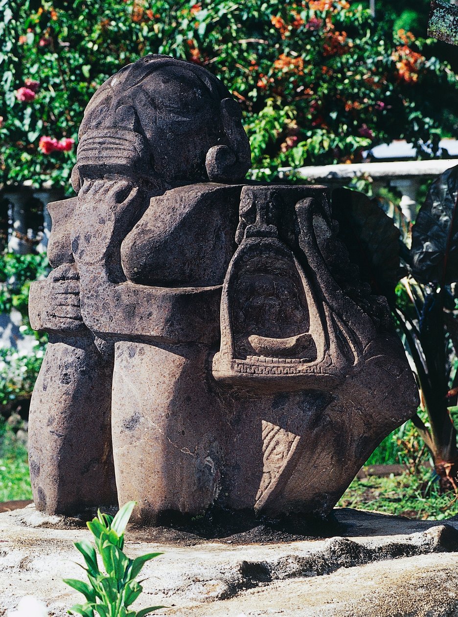 Antropomorficzna rzeźba Tiki, Papeete, Tahiti, Wyspy Towarzystwa, Archipelag Wysp Nawietrznych, Polinezja Francuska (terytorium zamorskie Republiki Francuskiej) autorstwa Unbekannt Unbekannt
