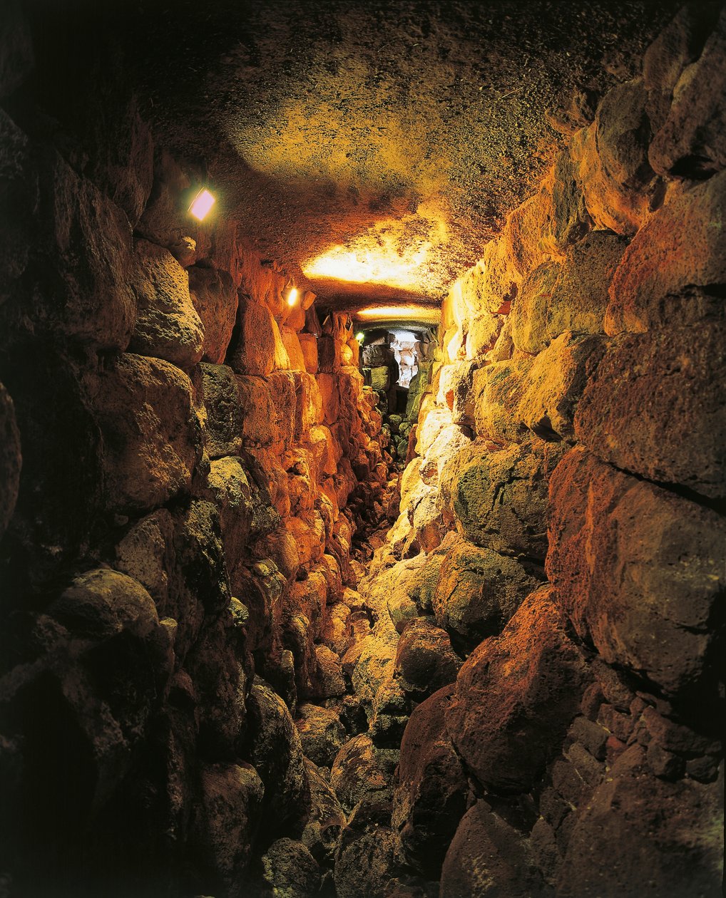 Włochy, region Sardynii, Torralba, prowincja Sassari, kompleks archeologiczny Nuraghe Sant