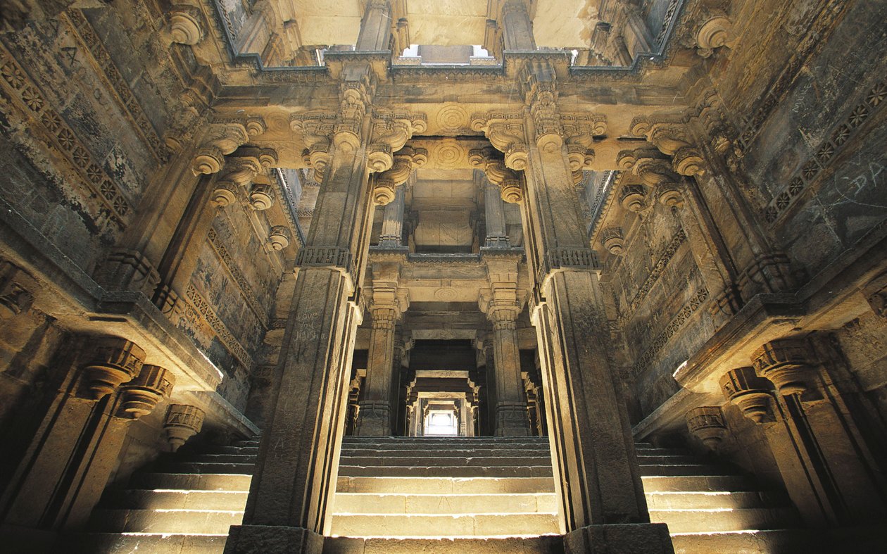 Schody do stepwell Dada Hari Baoli autorstwa Unbekannt Unbekannt