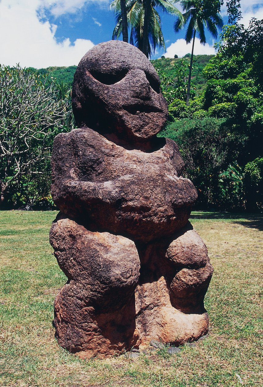 Tiki, marae (świątynia) Arahurahu, rzeźba, Tahiti, Wyspy Towarzystwa, Archipelag Wysp Nawietrznych, Polinezja Francuska (terytorium zamorskie Republiki Francuskiej) autorstwa Unbekannt Unbekannt