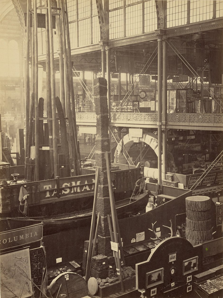 Widok sztuki na wystawie w 1862 r. autorstwa London Stereoscopic and Photographic Company