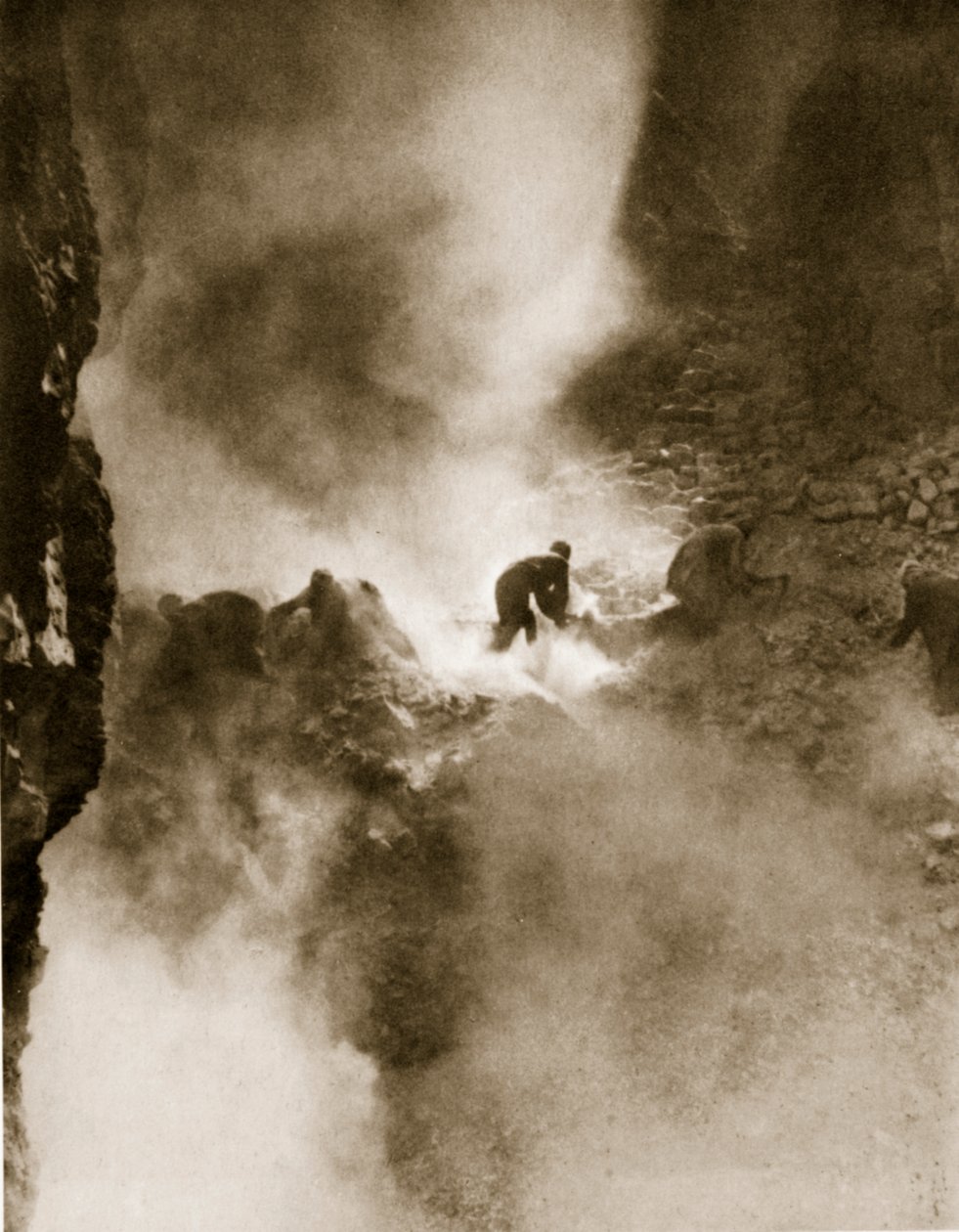 Przy grobie Tutanchamona, 1916 (fotograwiura) autorstwa Lord George Carnarvon