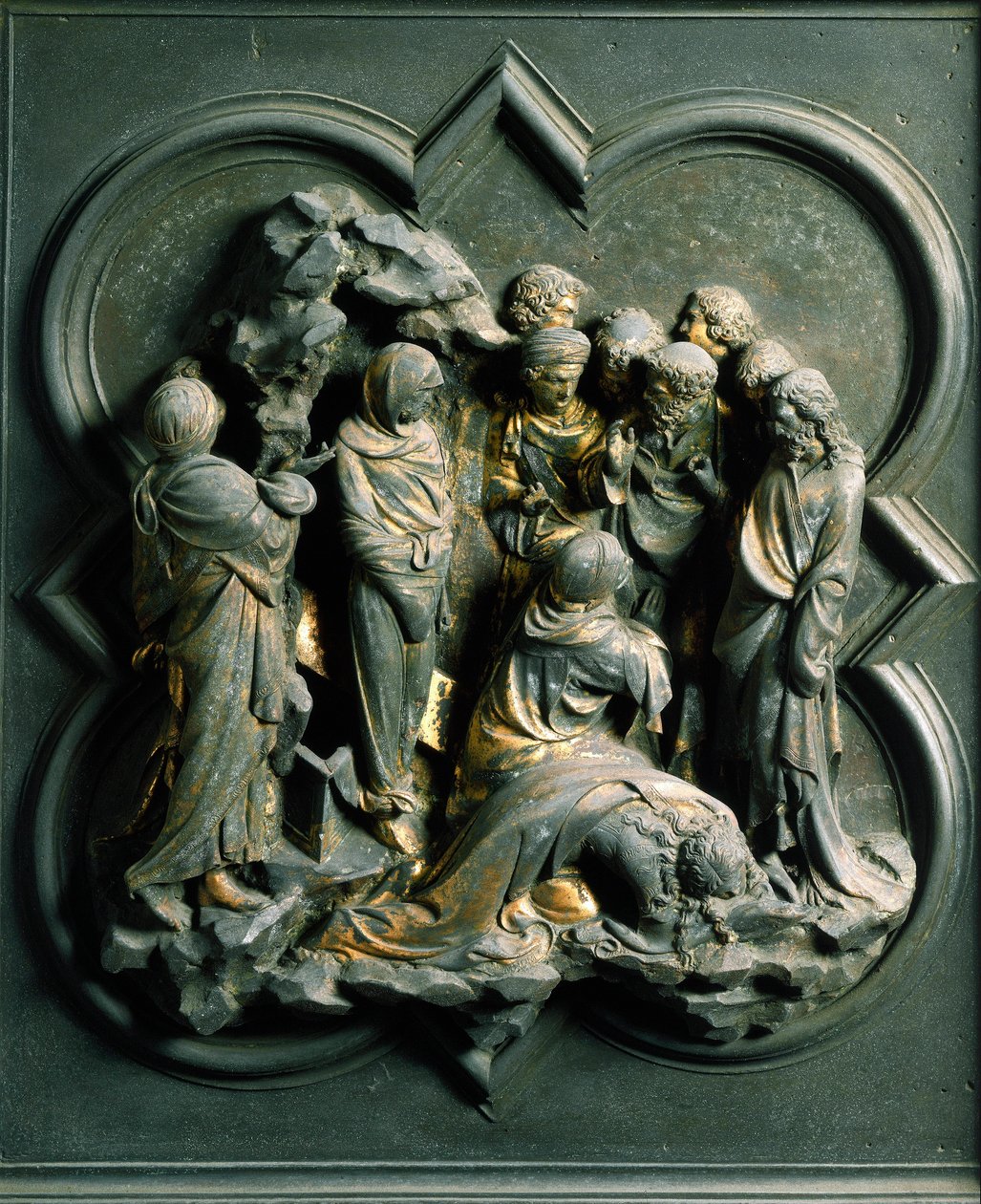 Porta Północna (zwana Bramą Krzyżową, od północy), detal zewnętrzny: „”Zmartwychwstanie Łazarza””” Rzeźba z brązu wykonana przez Lorenzo Ghiberti (1378-1455) autorstwa Lorenzo Ghiberti