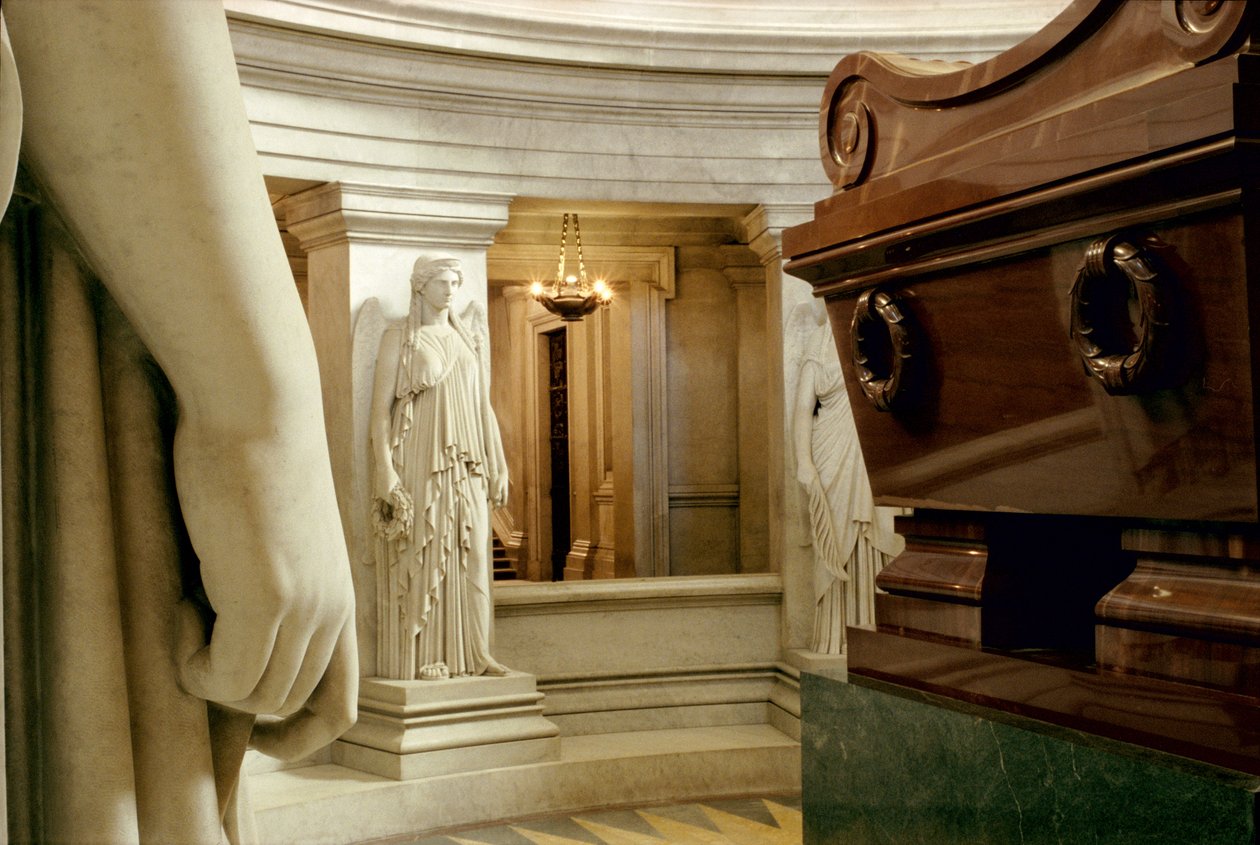 Grób Napoleona Bonaparte (1769-1821) 1841-61 (kamień i kolorowy marmur) autorstwa Louis or Ludovico Visconti