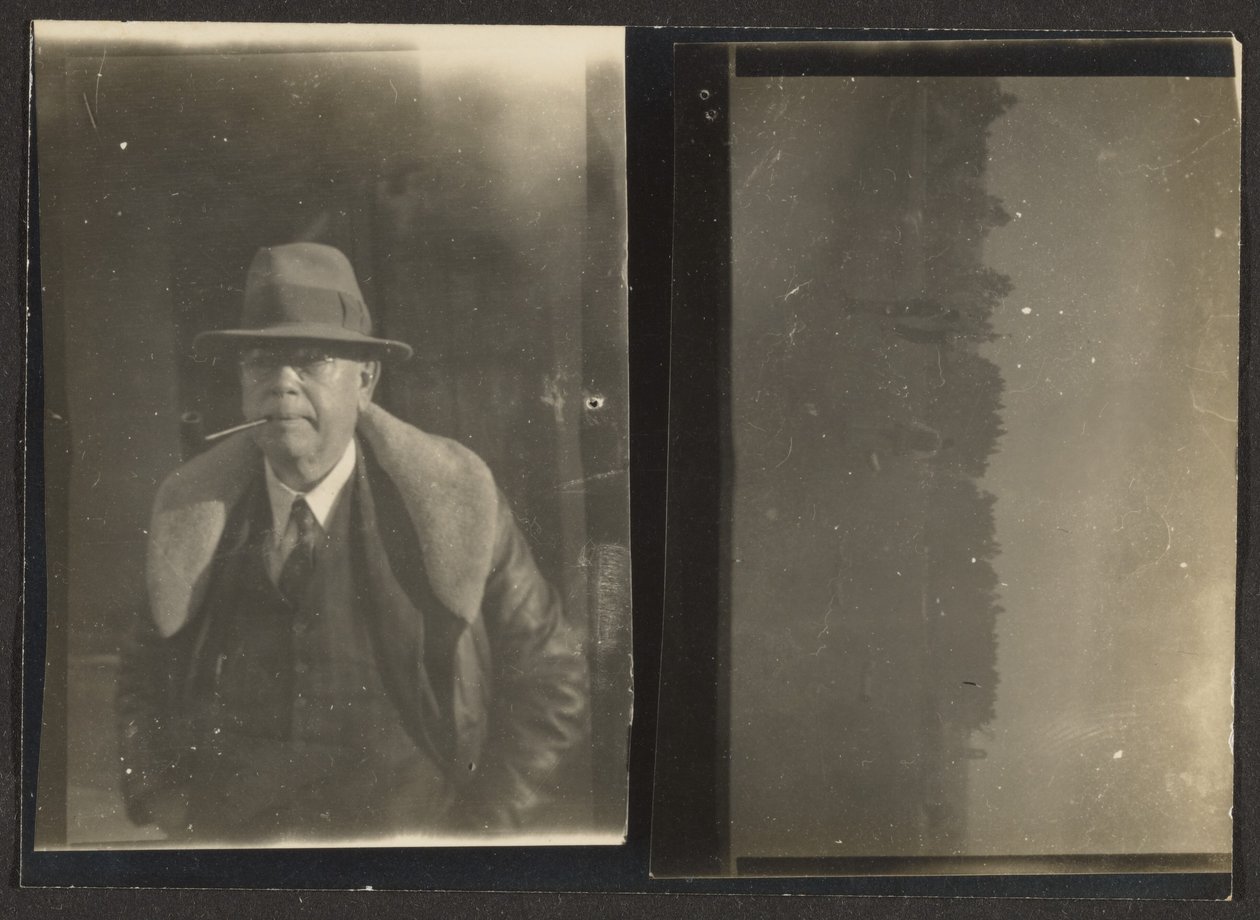[Fleckenstein i postacie w krajobrazie, ponownie sfotografowane] autorstwa Louis Fleckenstein