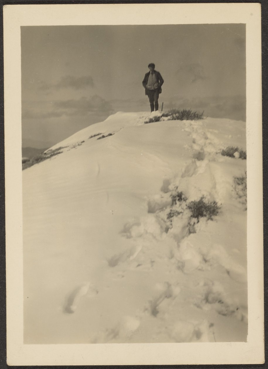 [Louis Fleckenstein na Telescope Peak]. autorstwa Louis Fleckenstein