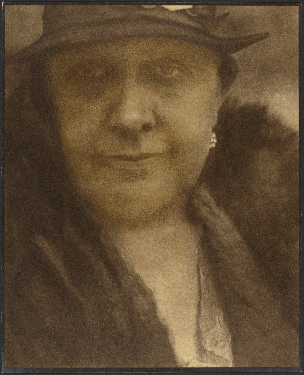 [Portret kobiety z diamentowym kolczykiem]. autorstwa Louis Fleckenstein