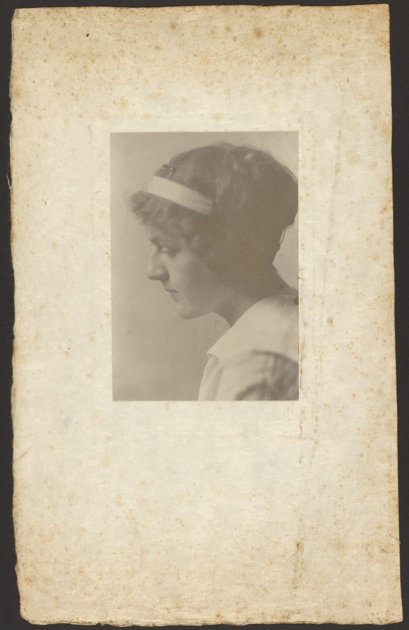 [Sara Holin] autorstwa Louis Fleckenstein