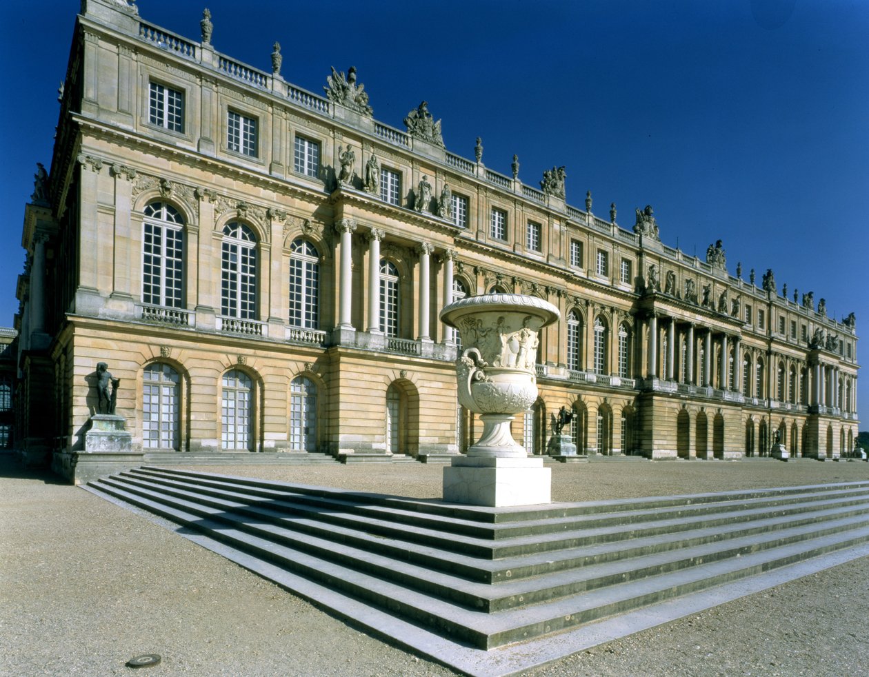 Główna część fasady ogrodowej, 1668-84 autorstwa Louis Le Vau