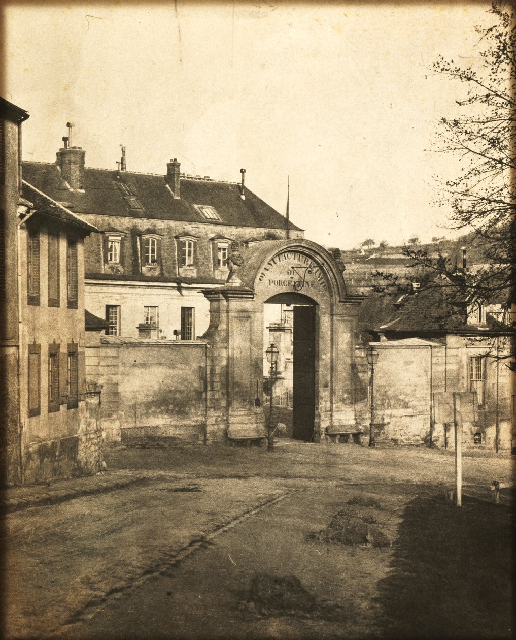 Wejście do fabryki Sèvres autorstwa Louis Rémy Robert