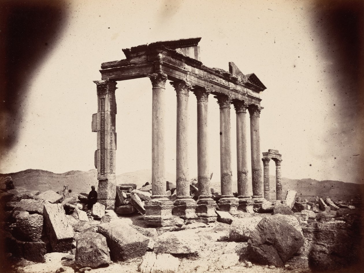 Mauzoleum na zachodnim końcu kolumnady, Palmyra, 1864 r. (zdjęcie) autorstwa Louis Vignes