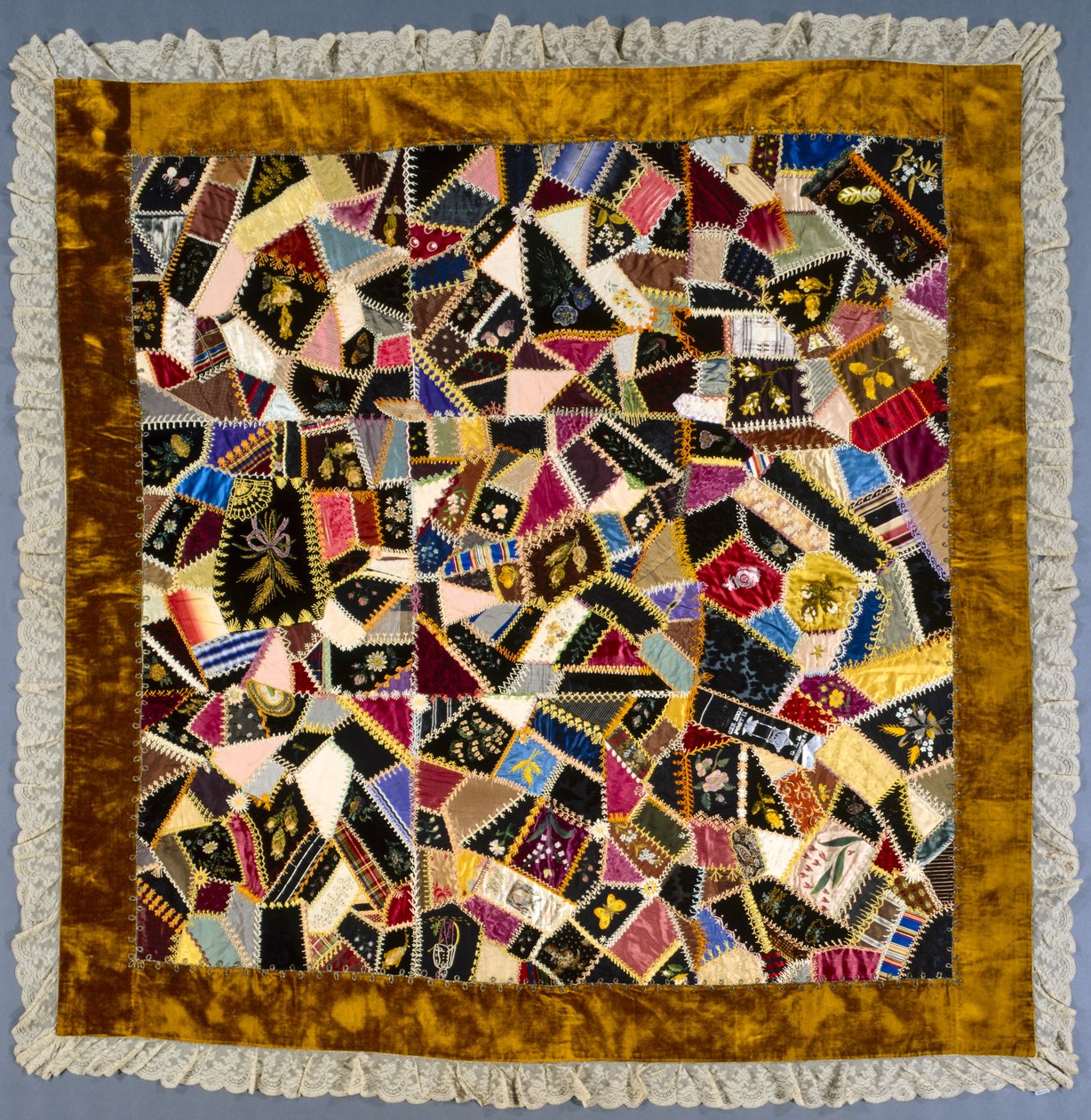 Crazy Quilt, 1887 lub później. autorstwa Louisa Joiner