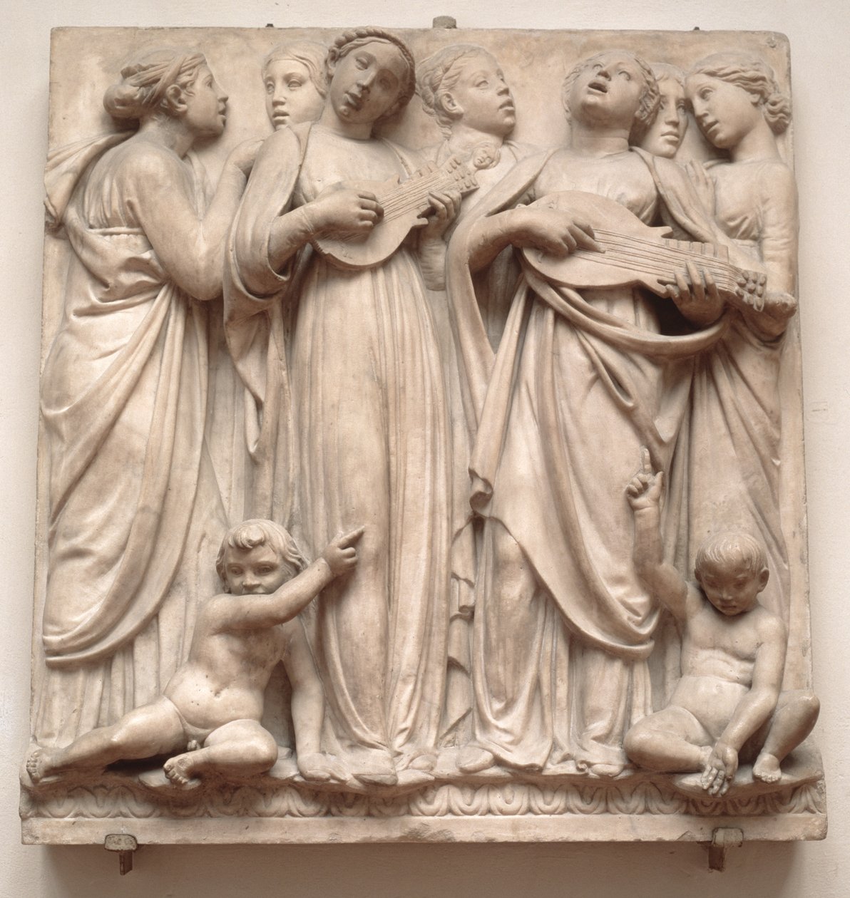 Śpiewające anioły, relief z Kantorii, ok. 1432-38 (marmur) autorstwa Luca Della Robbia