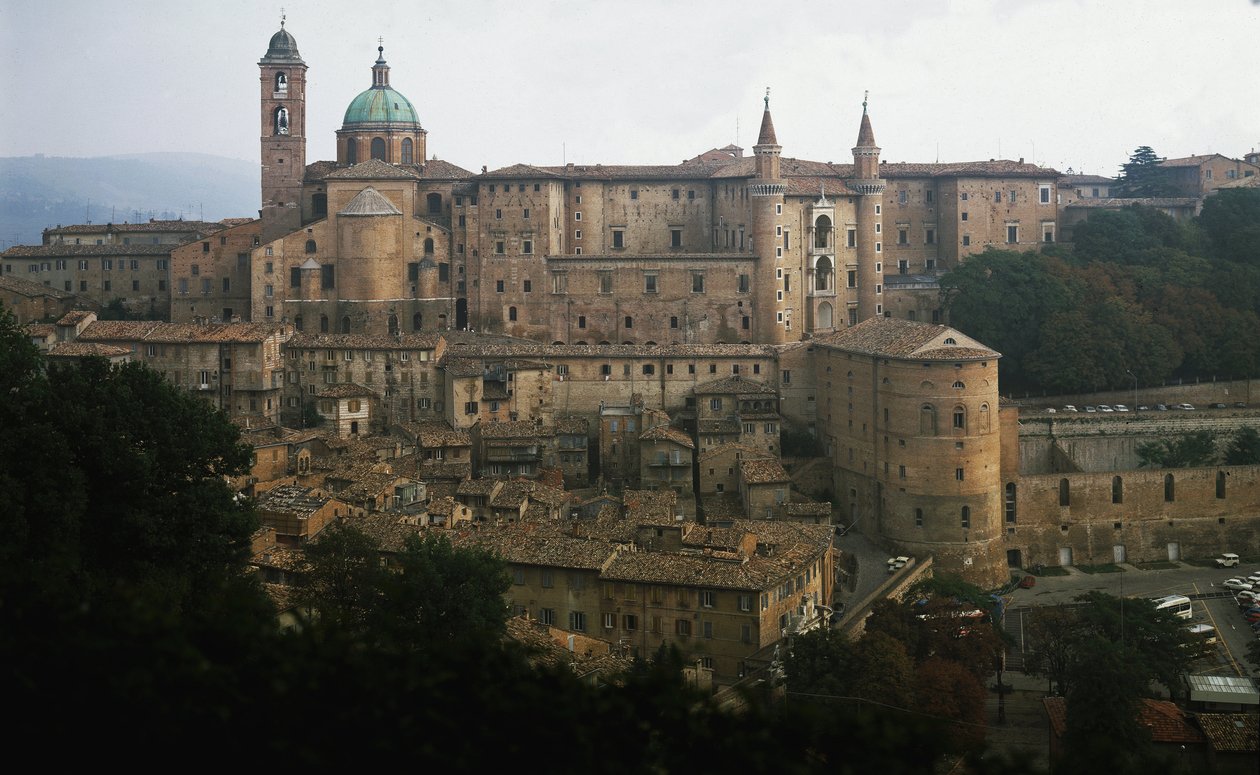 Widok pałacu książęcego Urbino autorstwa Luciano Laurana