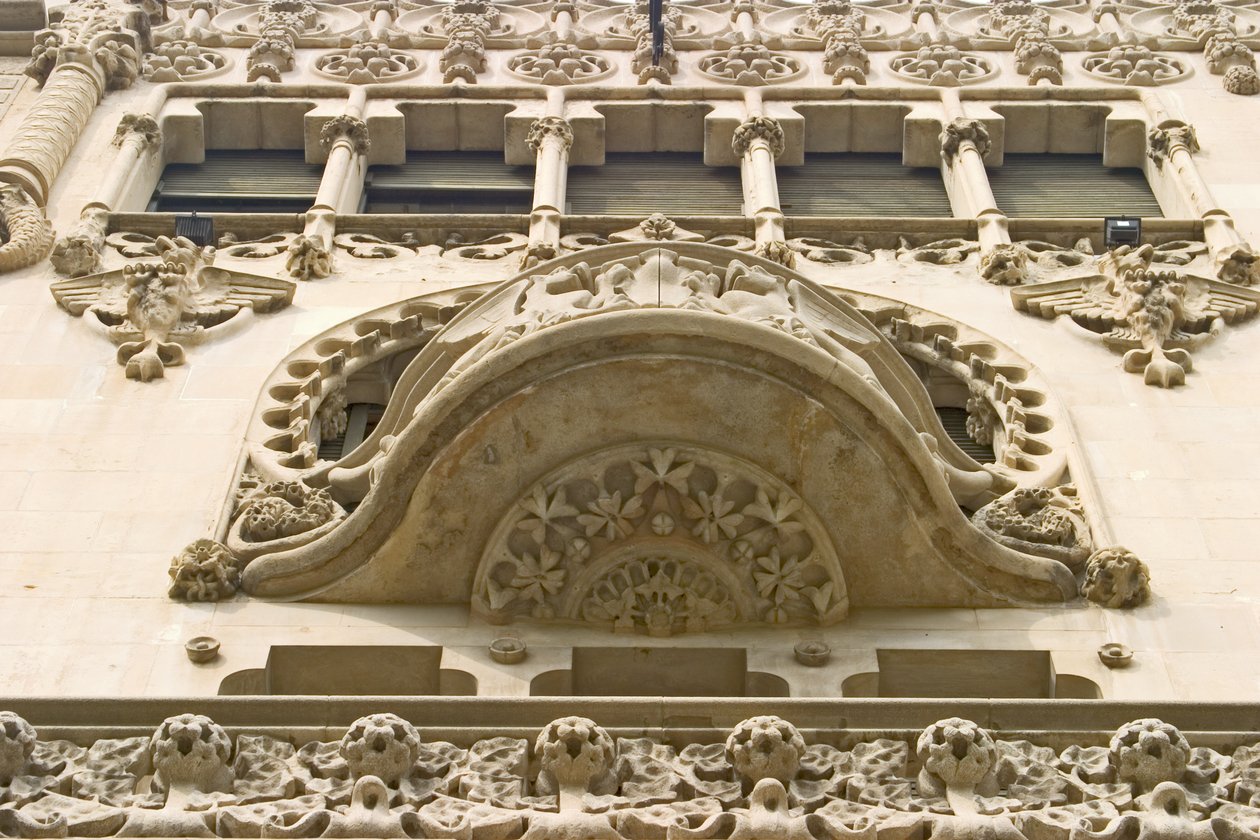 Balkon, 1905 autorstwa Luis Domenech i Montaner