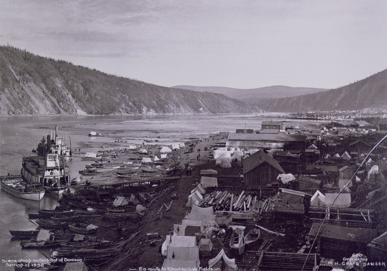 Dawson City na wiosnę autorstwa M.H. Craig