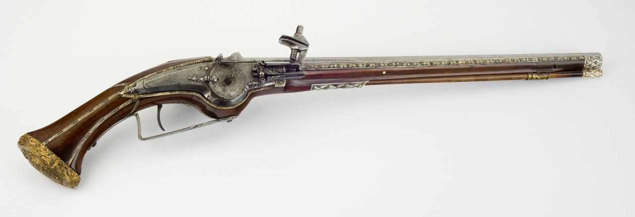 Jeden z par pistoletów z kaburą z blokadą kół, ok.1650 (stal, drewno węża, kość lub róg, pozłacany mosiądz i żelazo) autorstwa Master H. W.