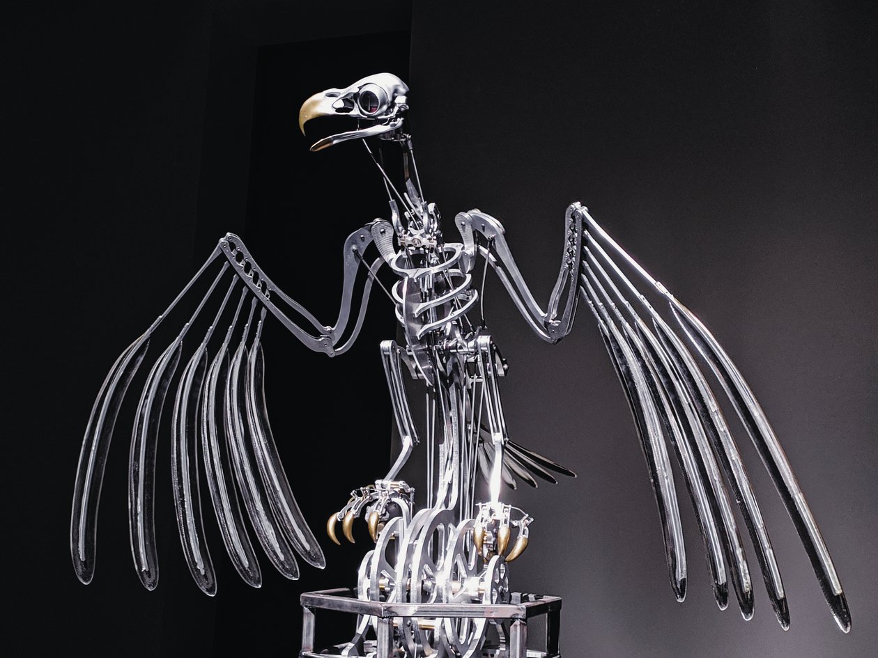 The Nerve Rack, 2019 (acetal, akryl, aluminium, mosiądz, obwody elektryczne, farba, PVC, żywica, serwomotory, stal) autorstwa Mat Collishaw