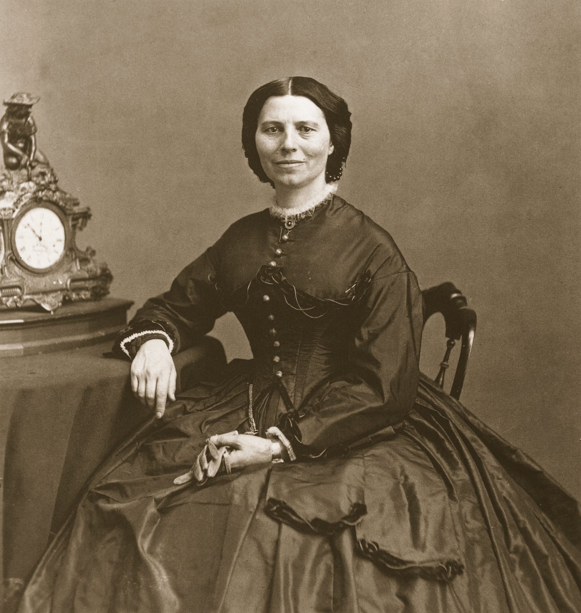 Clara Barton, c.1865 (fotograwiura) autorstwa Mathew B. Brady