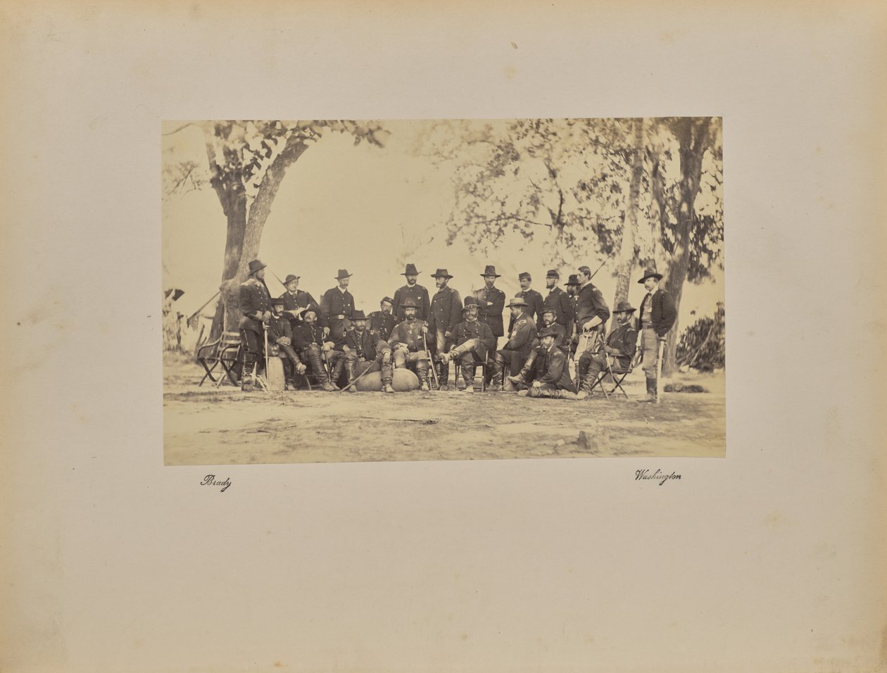 Burnside i pracownicy autorstwa Mathew B. Brady