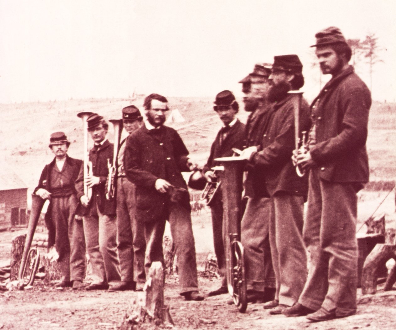 Orkiestranci armii federalnej (zdjęcie czarno-białe) autorstwa Mathew Brady