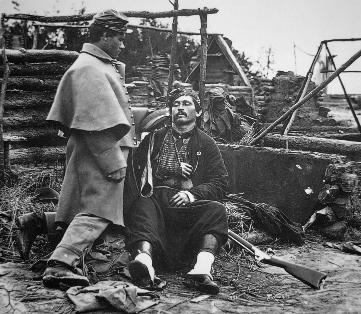 Ranny żołnierz z federalnego pułku Zouave, ok. 1865 (zdjęcie czarno-białe) autorstwa Mathew Brady