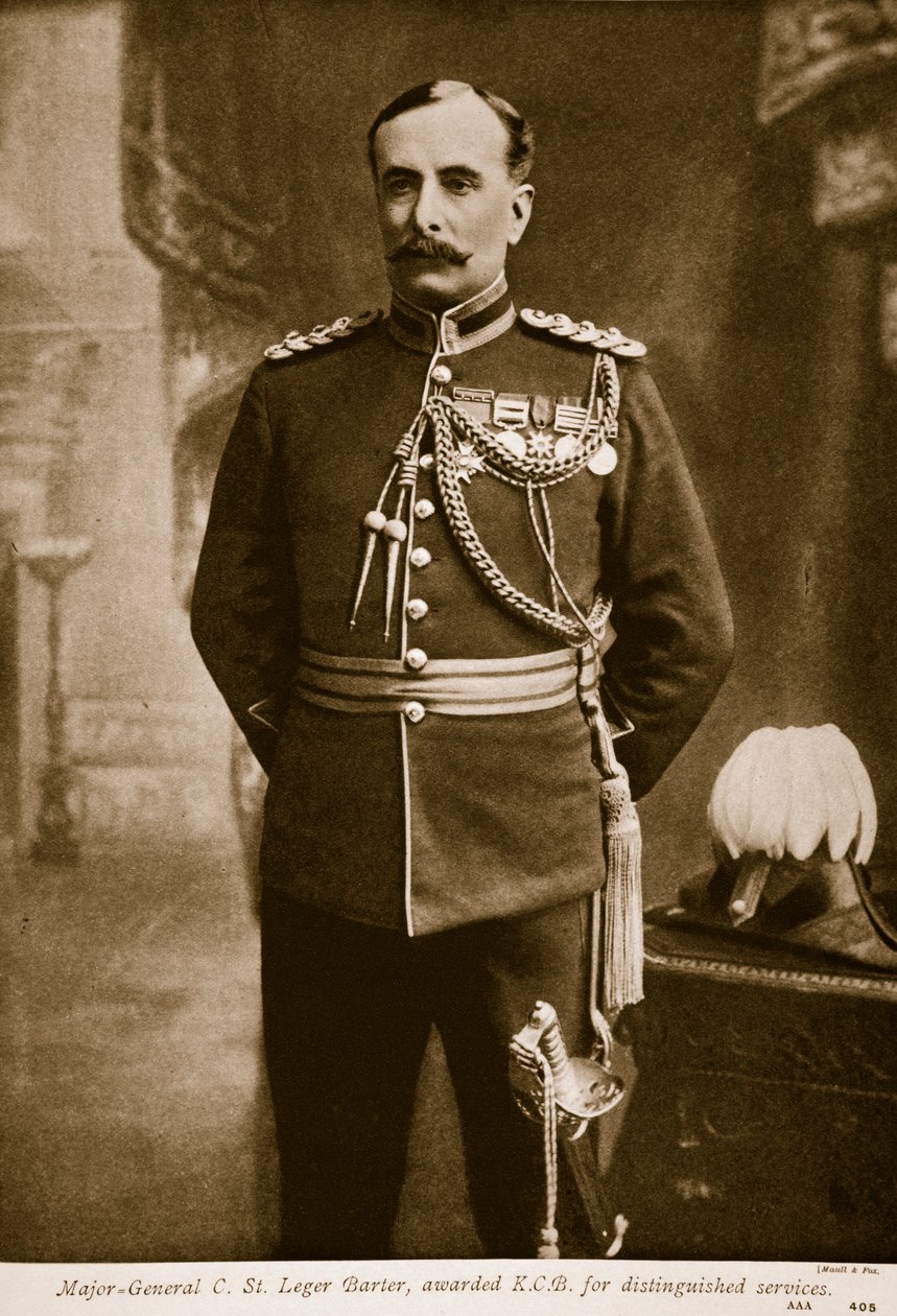 Generał dywizji C. St. Leger Barter, odznaczony K.C.B. za wybitne zasługi, 1914-19 autorstwa Maull and Fox