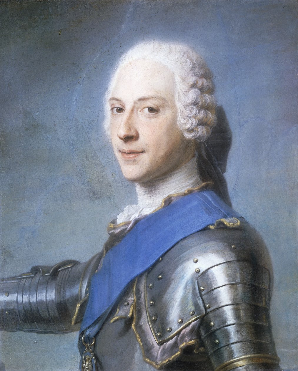 Portret księcia Karola Edwarda Stuarta, długość biustu, z profilu w lewo, z głową zwróconą do przodu, prawą ręką uniesioną, autorstwa Maurice Quentin de La Tour