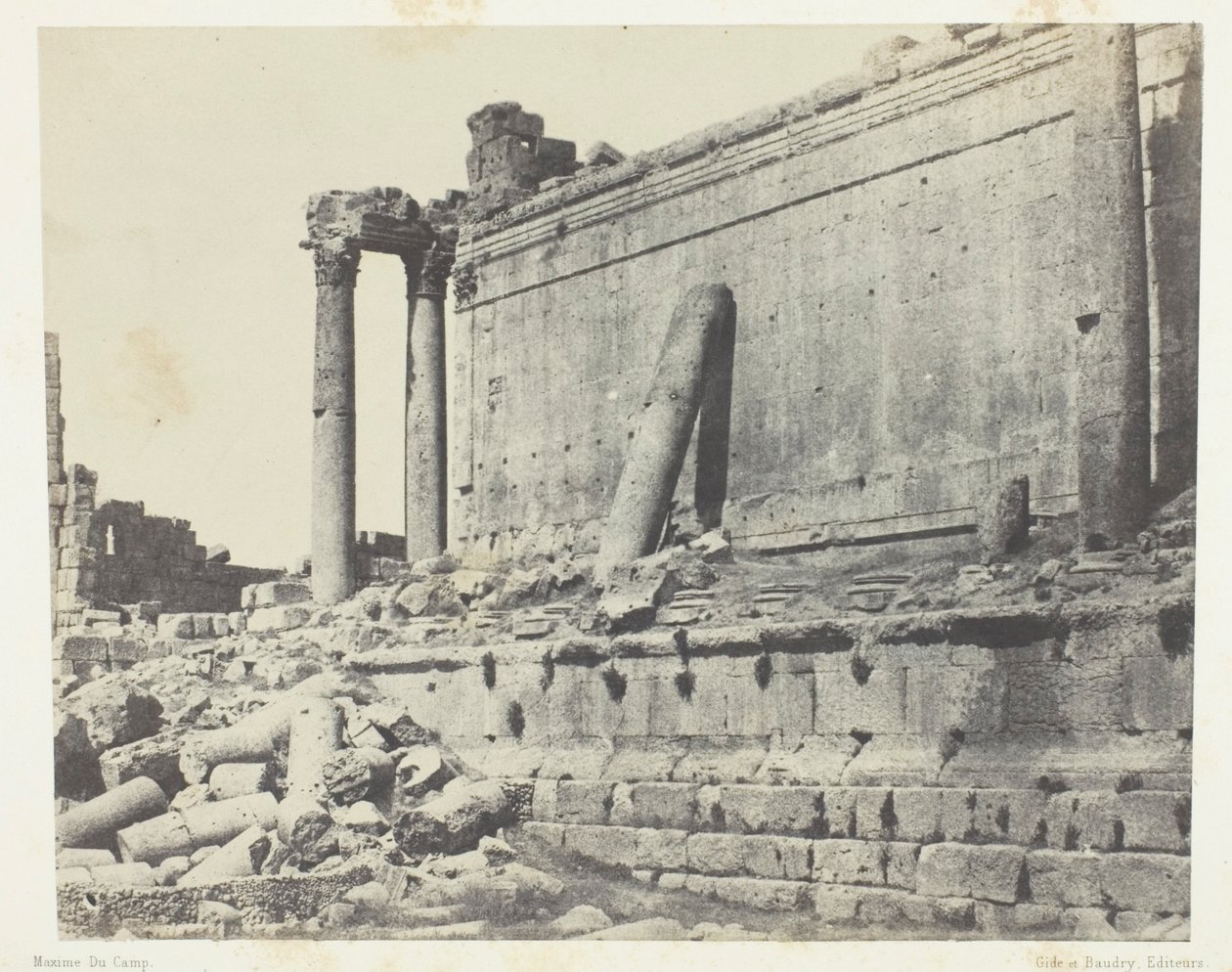Baalbeck (Heliopolis), świątynia Jowisza, fasada wschodnia; Syria autorstwa Maxime Du Camp