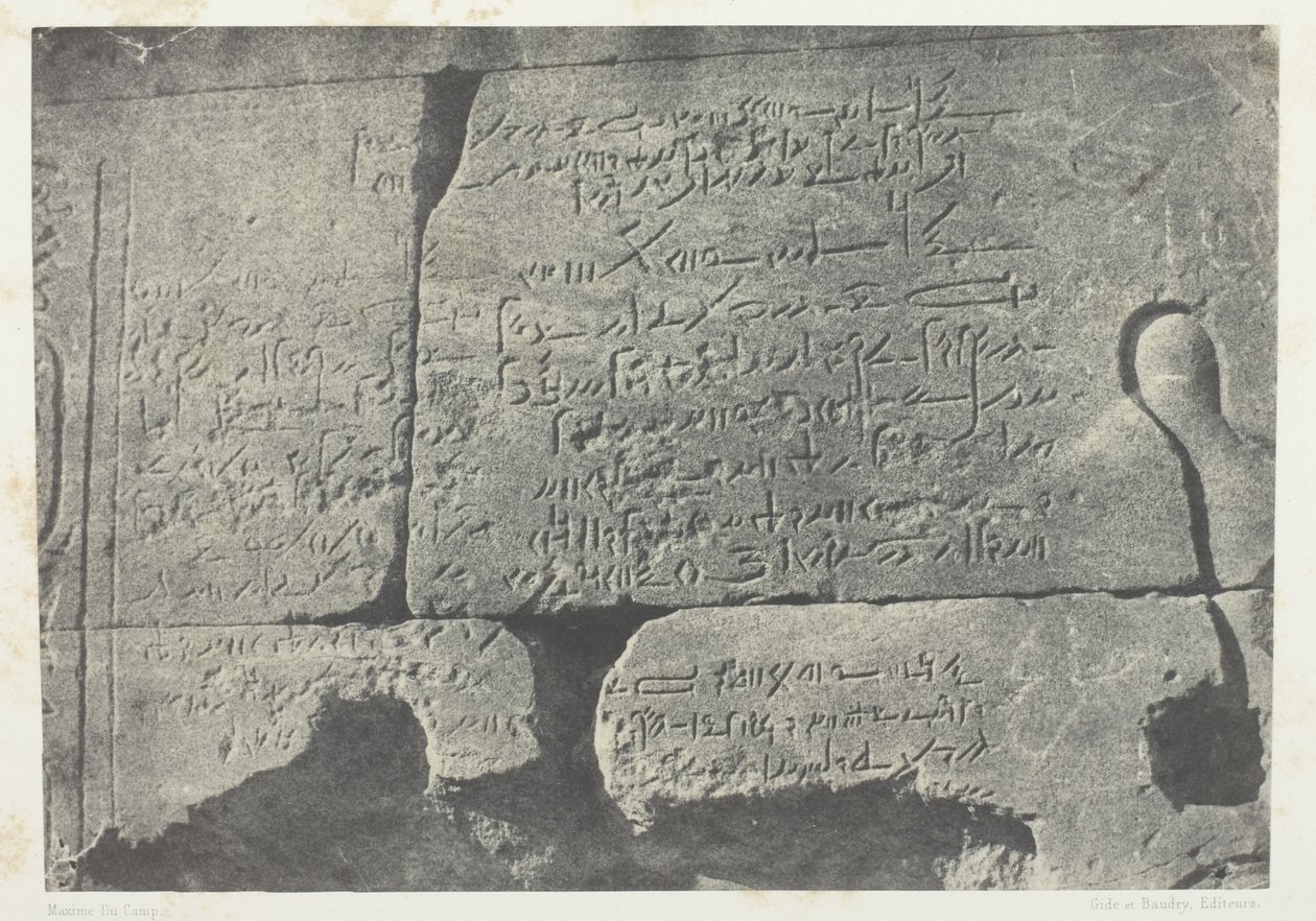 Demotyczna inskrypcja, Wielka Świątynia Izydy w Filoe; Nubia, płyta 77 z albumu "Egipt, Nubia, Palestyna i Syria" (1852) autorstwa Maxime Du Camp
