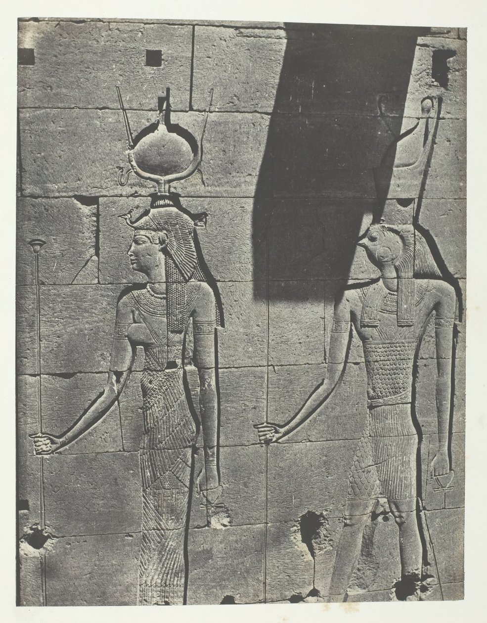 Kalabscheh, Rzeźby z tylnej fasady świątyni, Nubia, 184951, wydrukowane 1852. autorstwa Maxime Du Camp