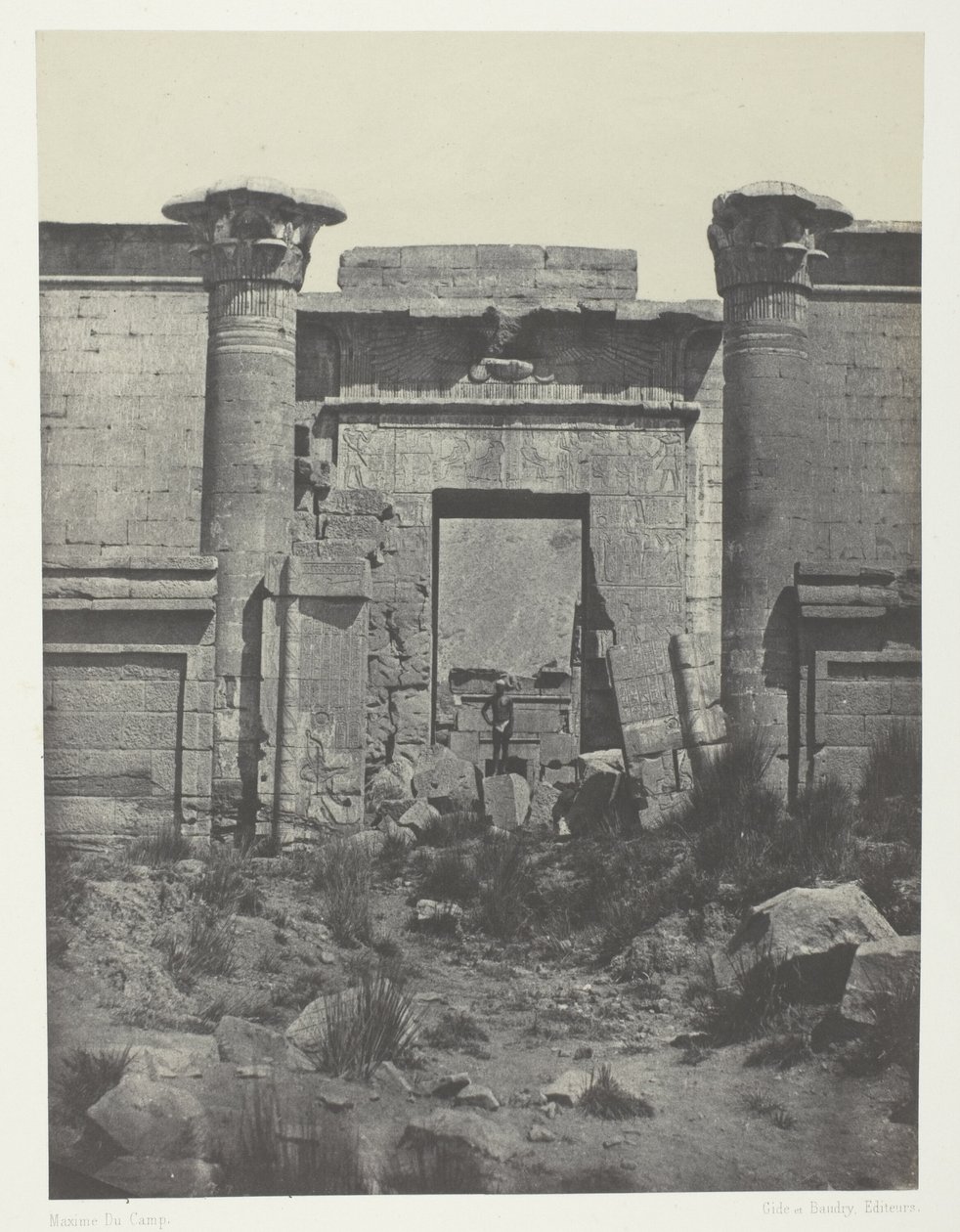 Medinet-Habou, Propyleje Thutmoseum; Teby autorstwa Maxime Du Camp