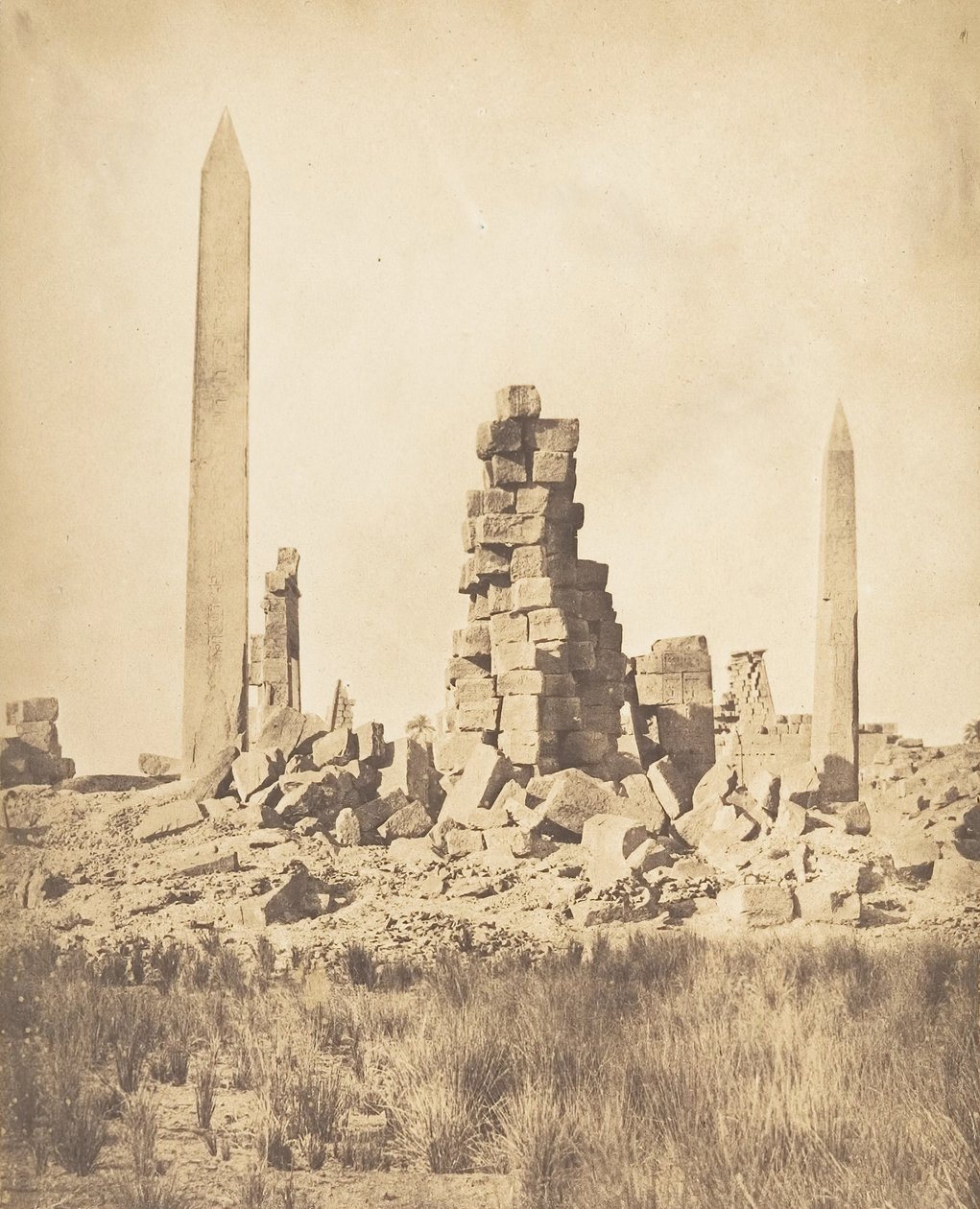 Obeliski z Pałacu w Tebach Karnac, 1849-50. autorstwa Maxime Du Camp