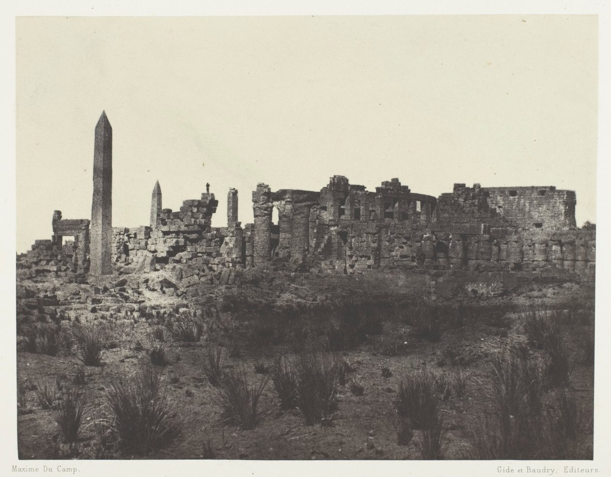 Pałac Karnak, Widok ogólny ruin, zaczerpnięty z północy; Teby autorstwa Maxime Du Camp