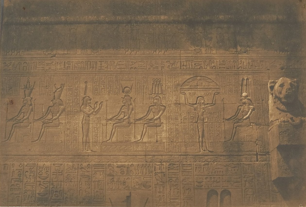 Rzeźby na tylnej fasadzie wielkiej świątyni Dendera Tentyris, 1849-50. autorstwa Maxime Du Camp