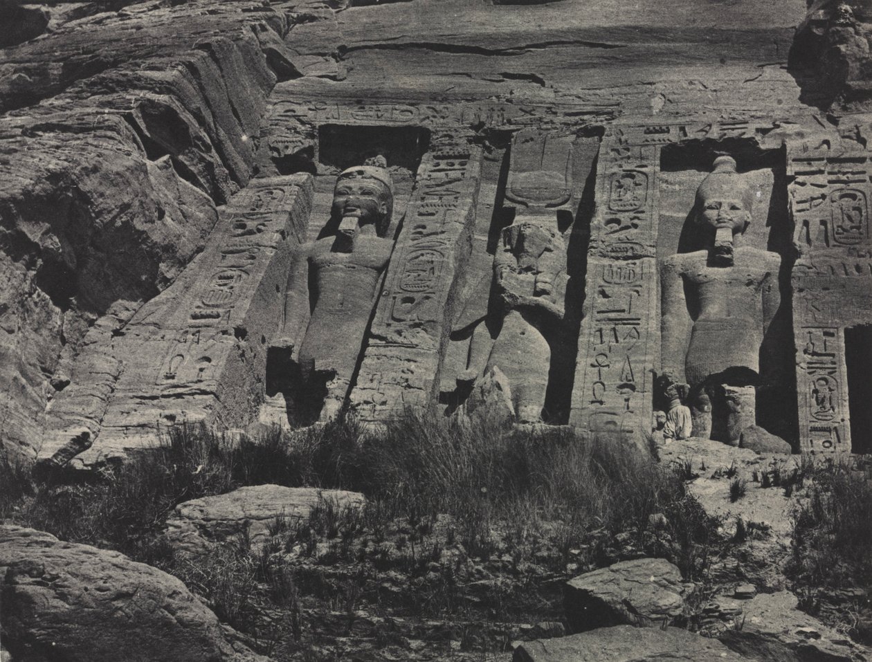 Południowa część wykutej w skale świątyni Hathor, Abu Simbel, 1850. autorstwa Maxime Du Camp