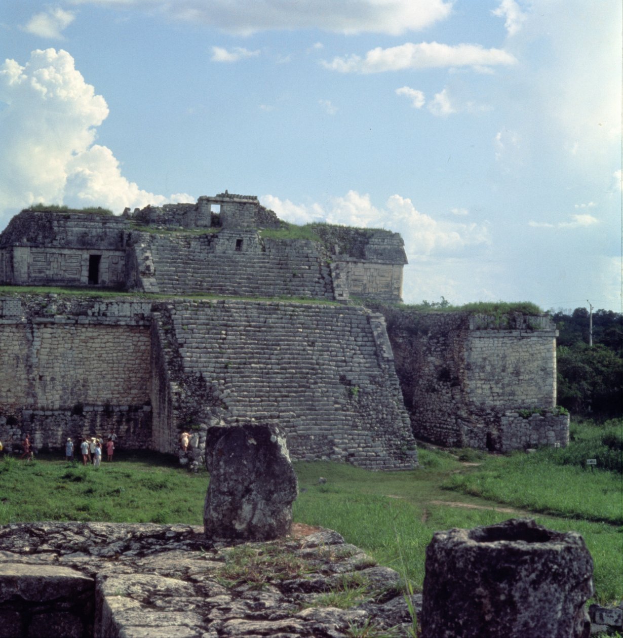 Klasztor żeński autorstwa Mayan