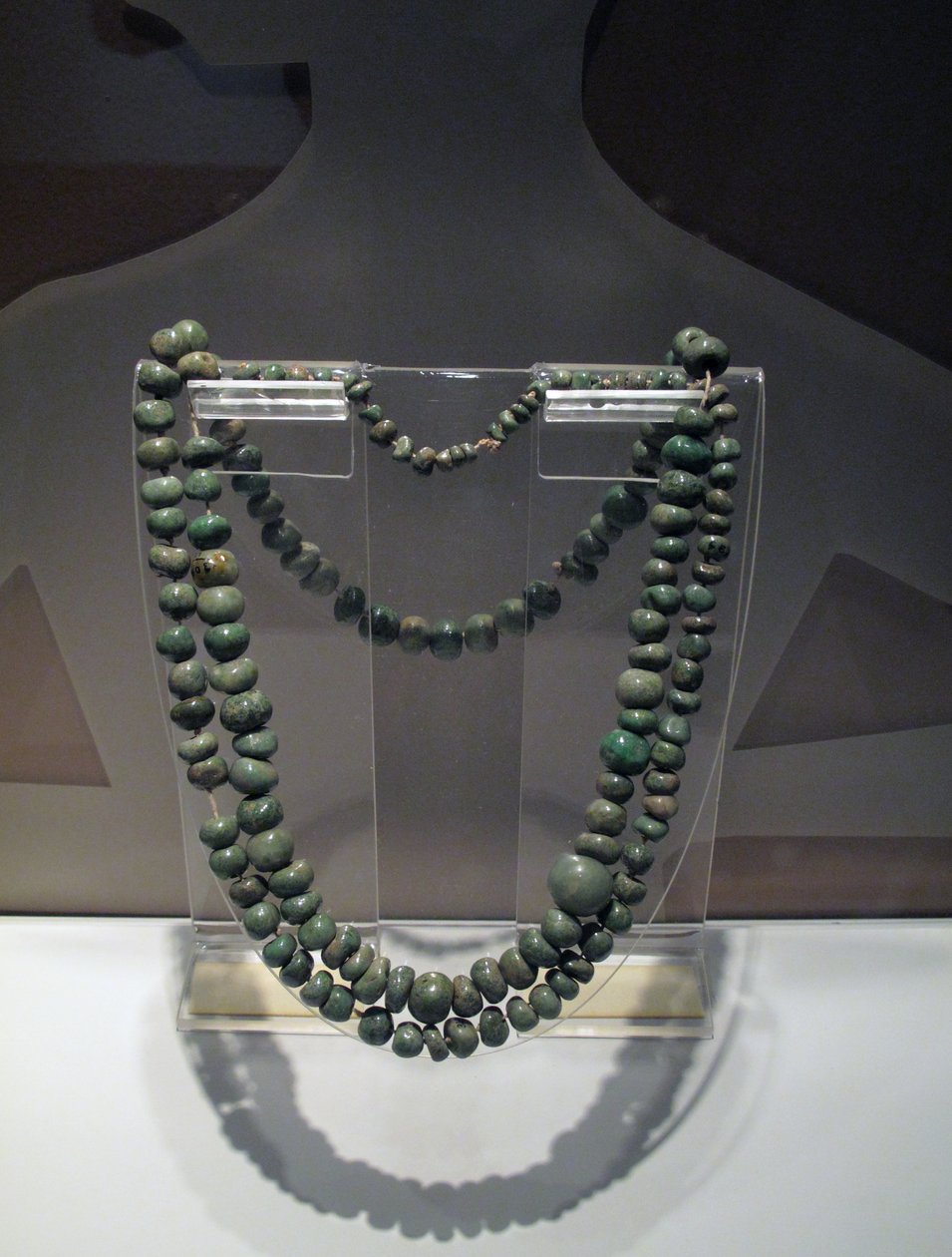 Jadeitowy kołnierz, okres późnego klasyku, 600-900 ne (nefryt) autorstwa Mayan
