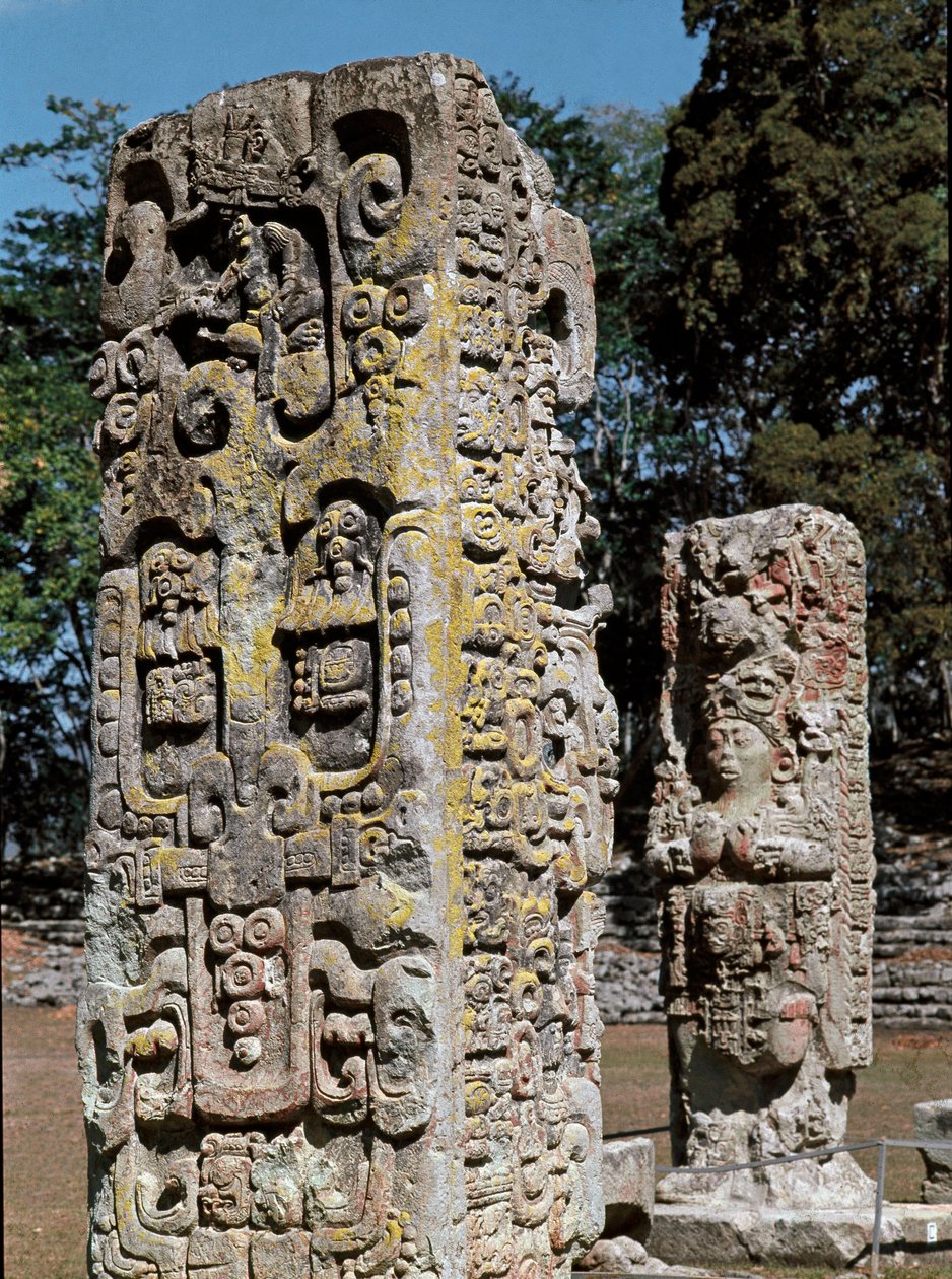 Gwiazdy A i C, Plaza de Ceremonias, 731 AD autorstwa Mayan