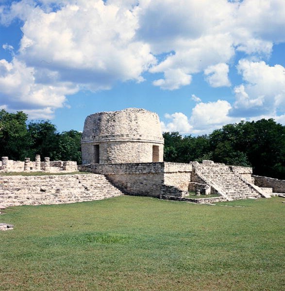 Obserwatorium, późny okres postklasyczny (1200-1500 ne) autorstwa Mayan Mayan