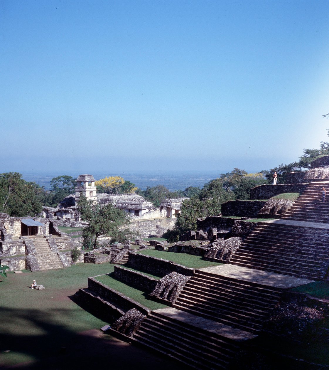 Cywilizacja przedkolumbijska: widok miejsca Palenque w Chiapas Klasyczny okres Majów autorstwa Mayan Mayan